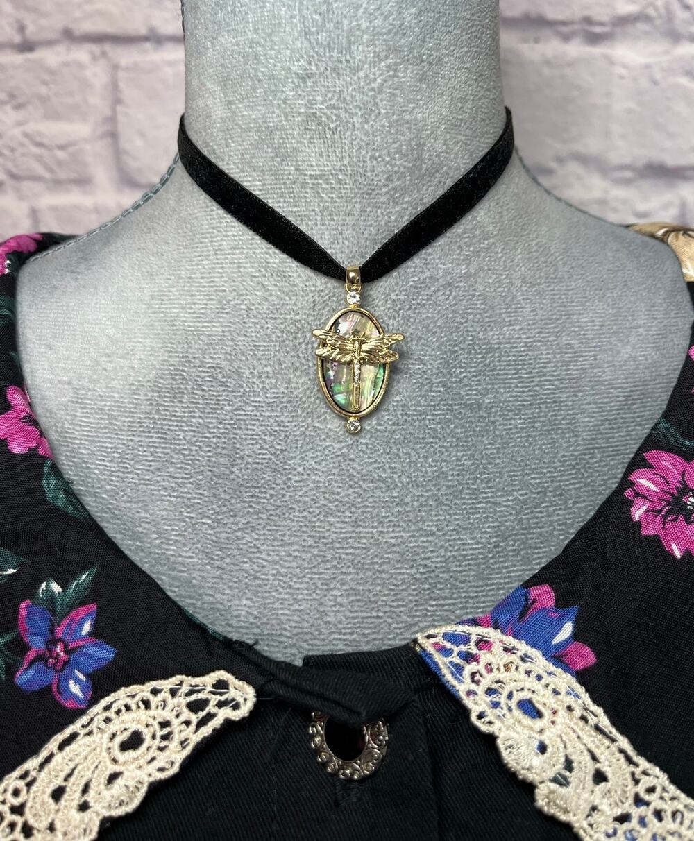 Handmade velvet choker with dragonfly and mother of pearl pendant